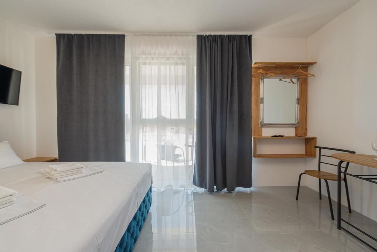 Appartements Vir Eksteriør billede