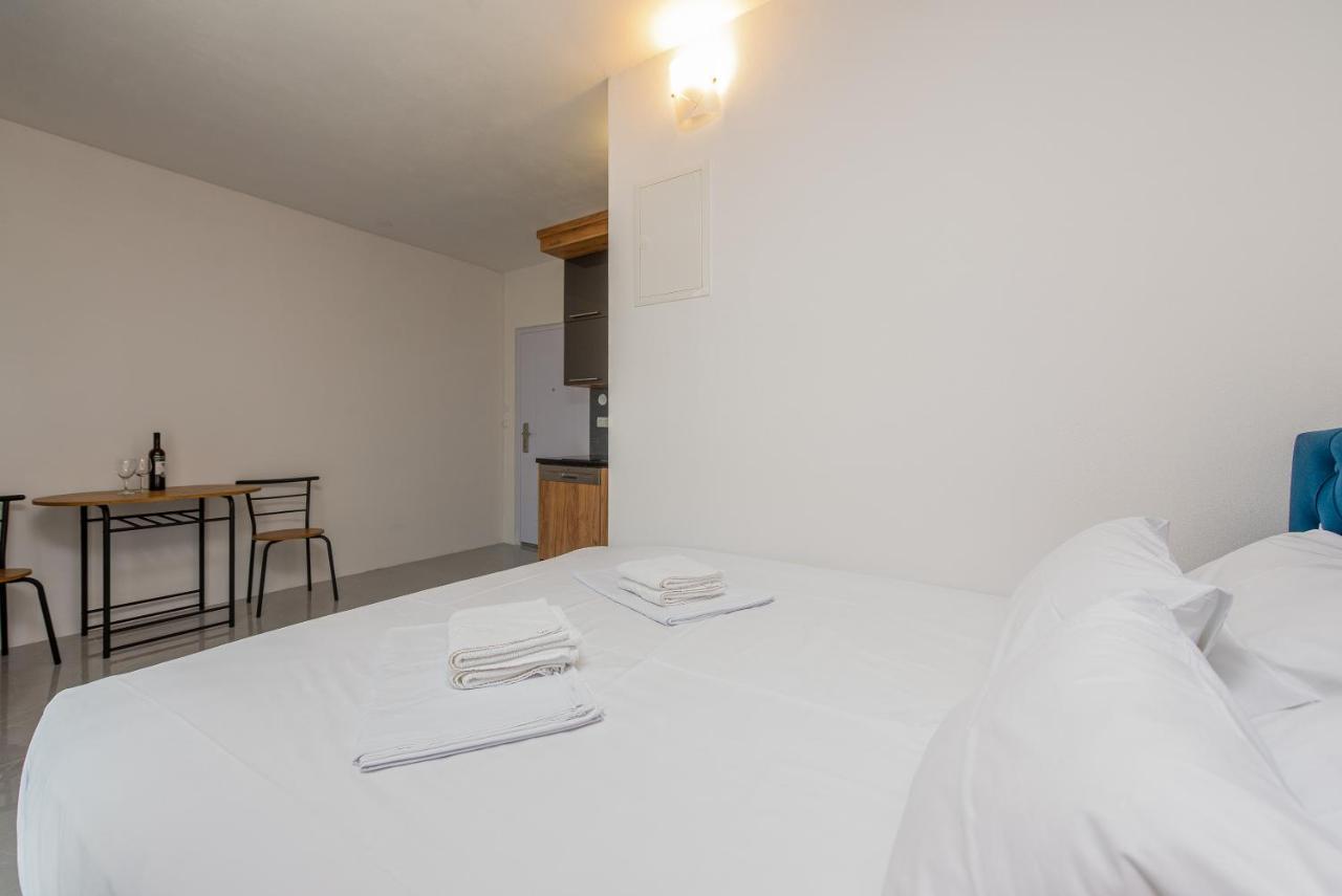 Appartements Vir Eksteriør billede